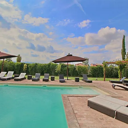 Holiday home Modern In Foligno Loc With Pool