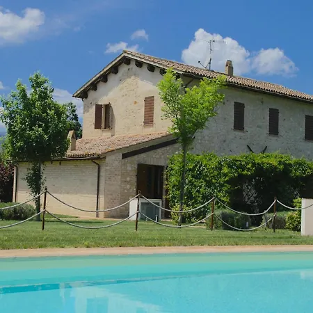 Modern In Foligno Loc With Pool * Case Vecchie