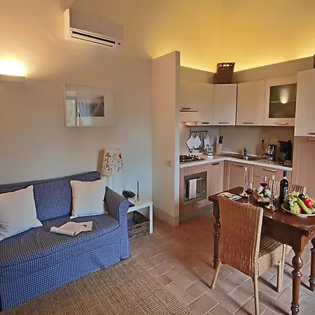 Modern In Foligno Loc With Pool Holiday home Case Vecchie