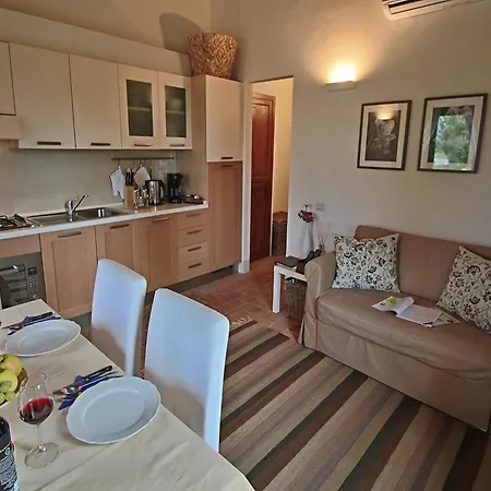 Modern In Foligno Loc With Pool