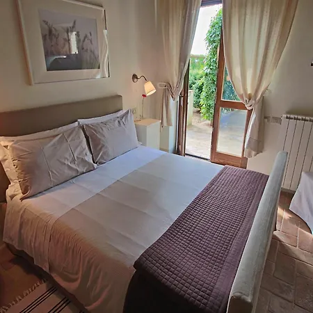 Modern In Foligno Loc With Pool Holiday home Case Vecchie