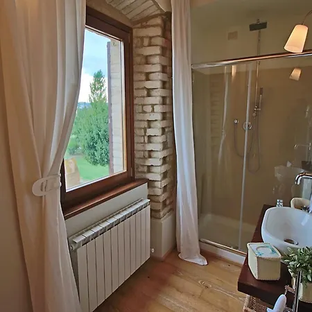 Modern In Foligno - Loc With Pool Vakantiehuis