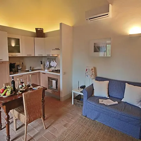 Holiday home Modern In Foligno - Loc With Pool *