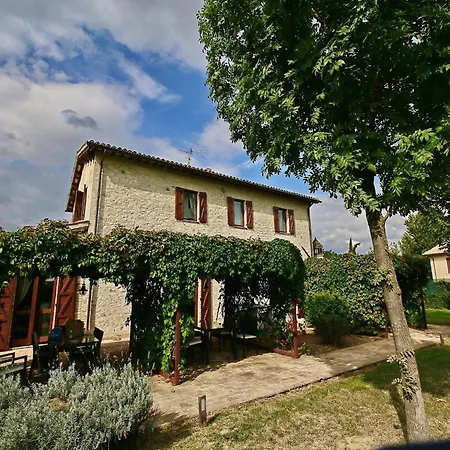 Modern In Foligno - Loc With Pool Vakantiehuis *